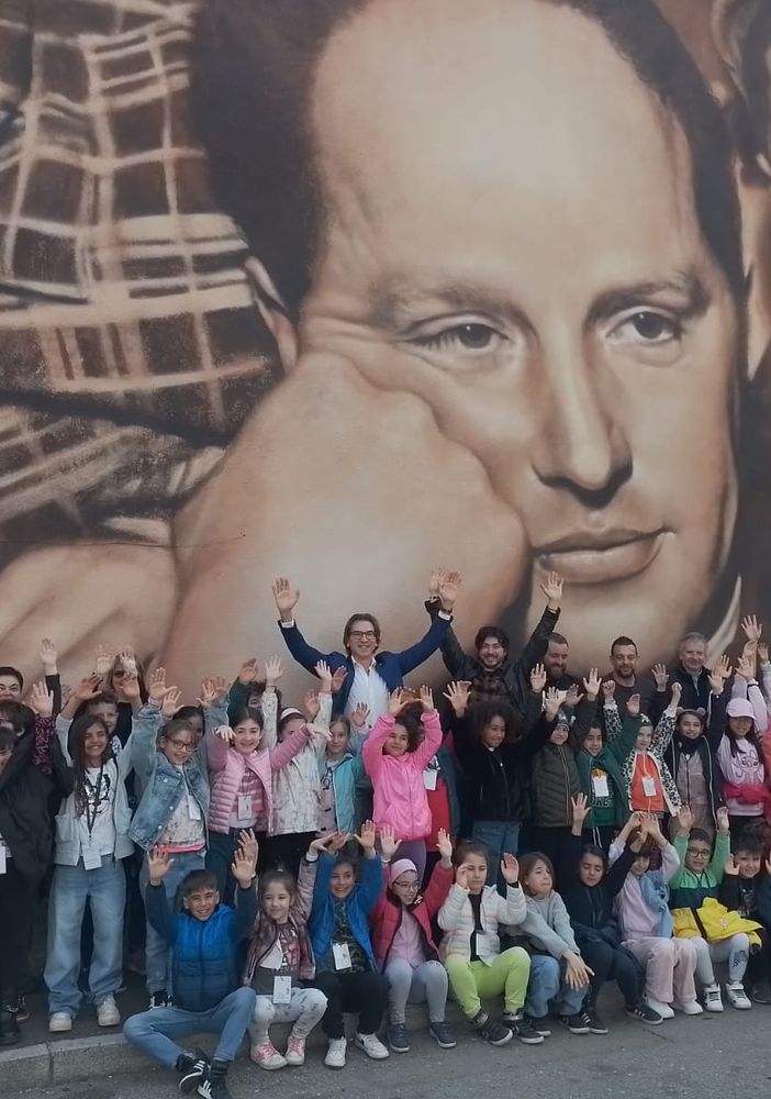 Inaugurato a Nichelino il murale dedicato a Don Milani