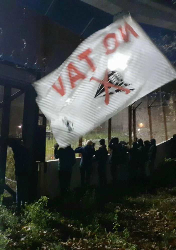 L'assalto al cantiere - foto di NoTavinfo No Tav
