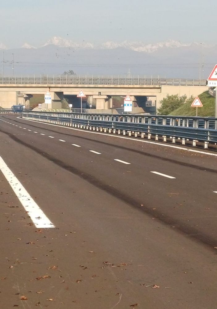 Donna colta da malore in auto: morta. Forti rallentamenti sulla Tangenziale Sud all'altezza di Venaria