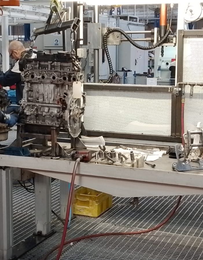 operaio al lavoro