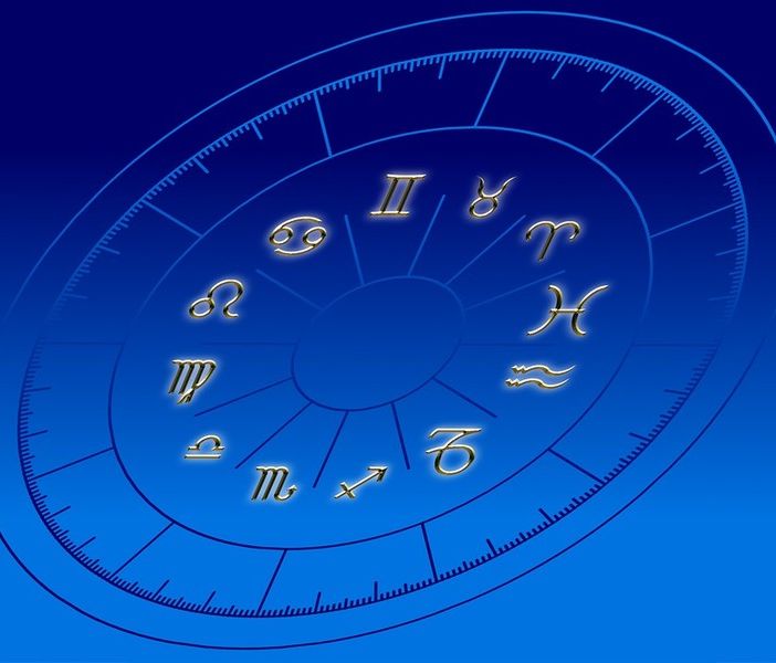 L'oroscopo di Corinne: ecco cosa ci dicono le stelle