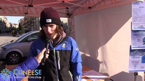 &quot;È bellissimo sciare intorno al Monviso&quot; (Video)