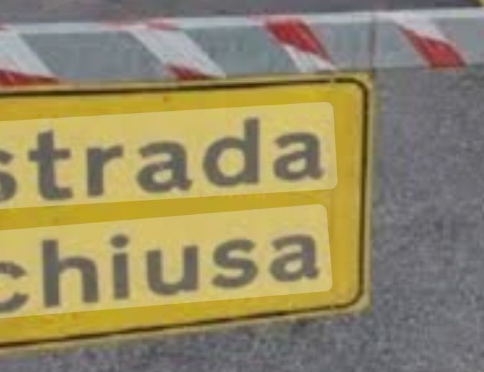 strada chiusa