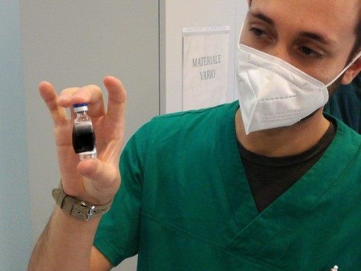 sanitario con vaccino