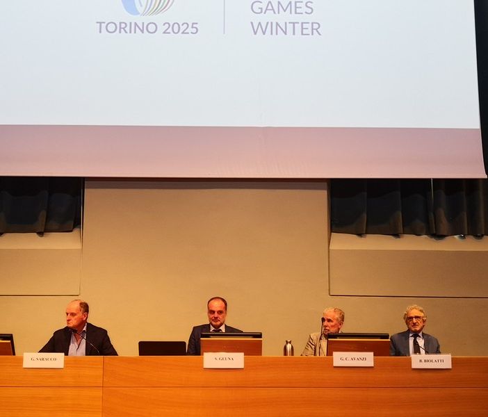 A Torino accesa la Fiamma del Sapere, iniziato il lungo conto alla rovescia per le Universiadi invernali del 2025 [FOTO]