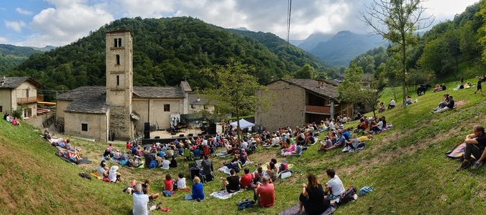 Evento all'aperto in campagna Evento all'aperto in campagna