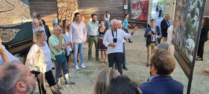 Yann Arthus-Bertrand e il suo senso della vita a Pinerolo Yann Arthus-Bertrand e il suo senso della vita a Pinerolo