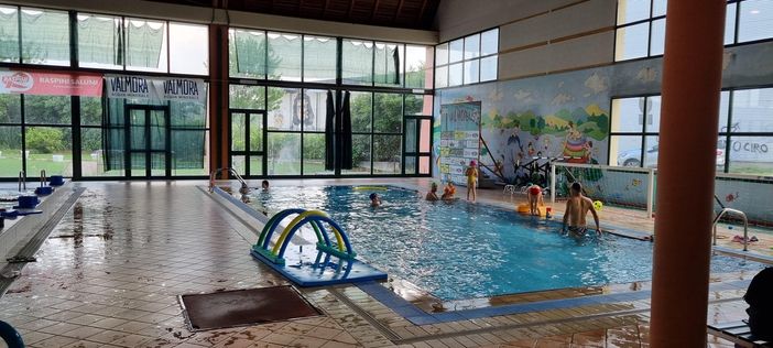 Piscina di Pinerolo in ritardo con i pagamenti del gas, chiusi i rubinetti