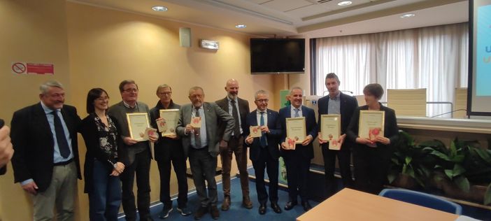 Fatturato da record per le aziende agricole piemontesi di Confcooperative: superato il miliardo di euro Fatturato da record per le aziende agricole piemontesi di Confcooperative: superato il miliardo di euro