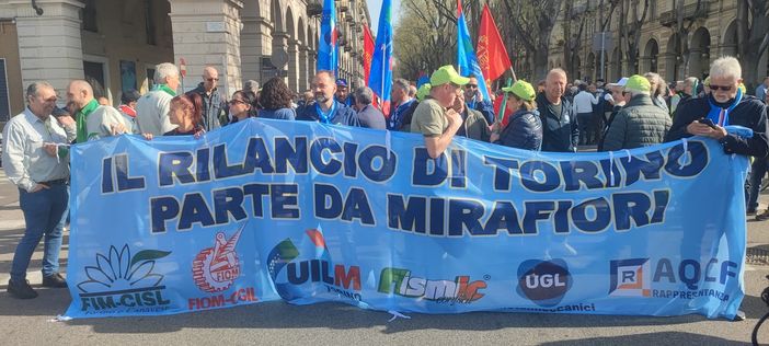 operai di Mirafiori in manifestazione