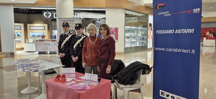 Il punto informativo all’Ipercoop di Pinerolo Il punto informativo all’Ipercoop di Pinerolo