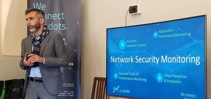 Flowmon Networks: sicurezza delle infrastrutture informative e monitoraggio di rete Flowmon Networks: sicurezza delle infrastrutture informative e monitoraggio di rete