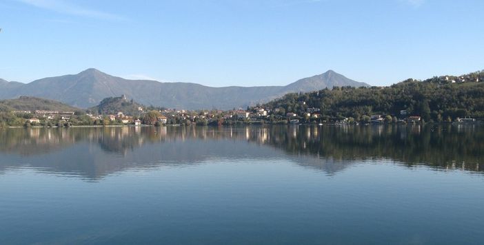 Il Piemonte riapre le sue spiagge "d'eccellenza": sono 58, distribuite su sette laghi e due fiumi Il Piemonte riapre le sue spiagge "d'eccellenza": sono 58, distribuite su sette laghi e due fiumi