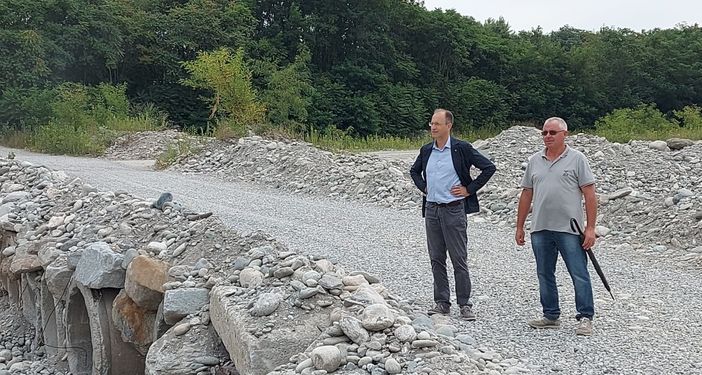 Da sinistra, il sindaco Paschetta e l'assessore Peverengo Da sinistra, il sindaco Paschetta e l'assessore Peverengo