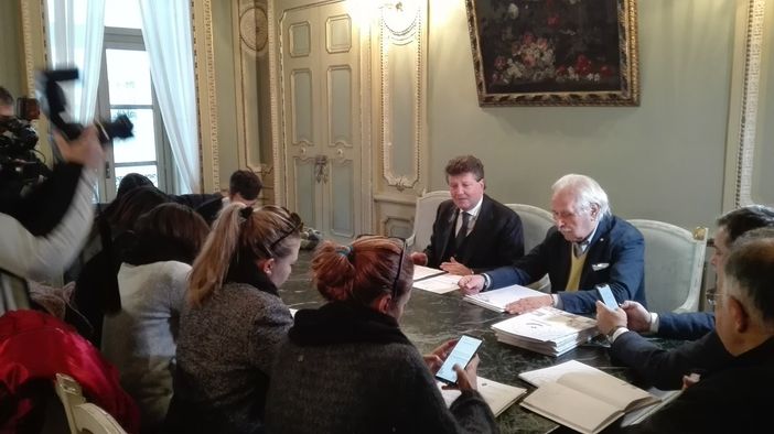 'Ndrangheta in Piemonte, arrestato Rosso: "Si dimetta da assessore e consigliere comunale" 'Ndrangheta in Piemonte, arrestato Rosso: "Si dimetta da assessore e consigliere comunale"