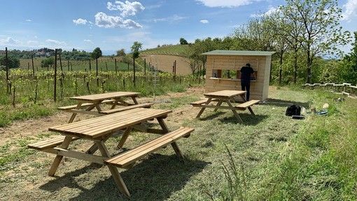 Un "agrichiringuito" tra le colline del Ruchè nell'Astigiano