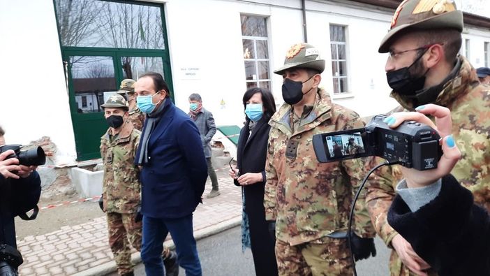 Il Generale Figliuolo e Alberto Cirio