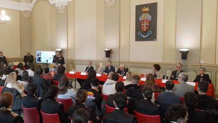 L'amore vero? Un reel di 30 secondi per dire no alla violenza sulle donne L'amore vero? Un reel di 30 secondi per dire no alla violenza sulle donne