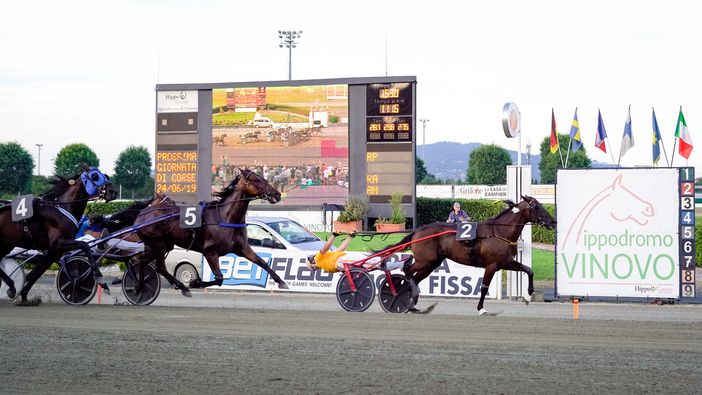 Un ricco programma di corse per il primo appuntamento di luglio all'ippodromo di Vinovo Un ricco programma di corse per il primo appuntamento di luglio all'ippodromo di Vinovo