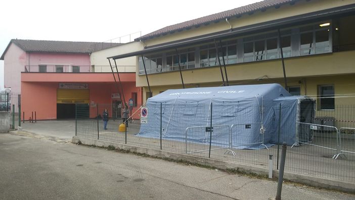 l'esterno dell'ospedale San Lorenzo di Carmagnola l'esterno dell'ospedale San Lorenzo di Carmagnola