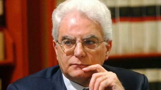 Coronavirus, le parole del Presidente Mattarella: "Stiamo vivendo una pagina triste, unità e coesione sociale indispensabili" Coronavirus, le parole del Presidente Mattarella: "Stiamo vivendo una pagina triste, unità e coesione sociale indispensabili"