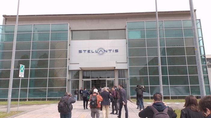 Mirafiori, i sindacati chiedono attenzione sulla 500 ibrida Mirafiori, i sindacati chiedono attenzione sulla 500 ibrida