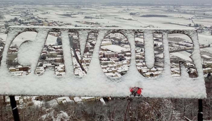 Scritta Cavour sulla Rocca Scritta Cavour sulla Rocca