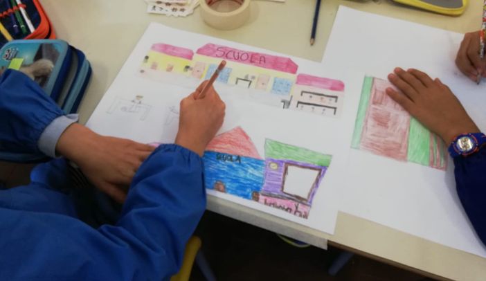 bambini a scuola - foto d'archivio bambini a scuola - foto d'archivio