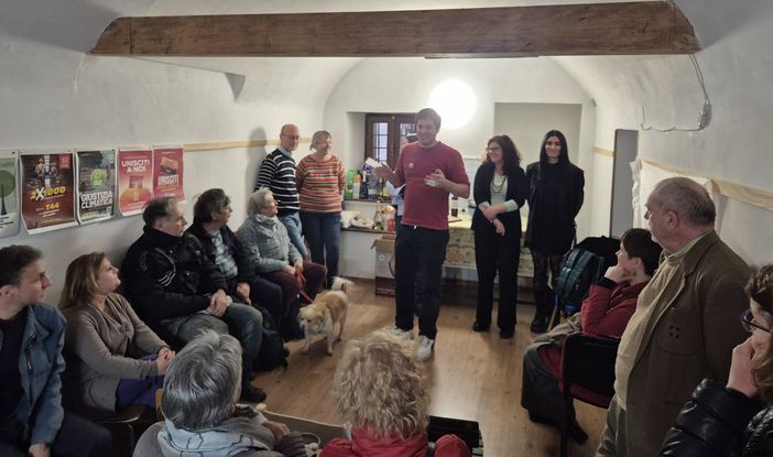 L’inaugurazione della sede di Avs L’inaugurazione della sede di Avs