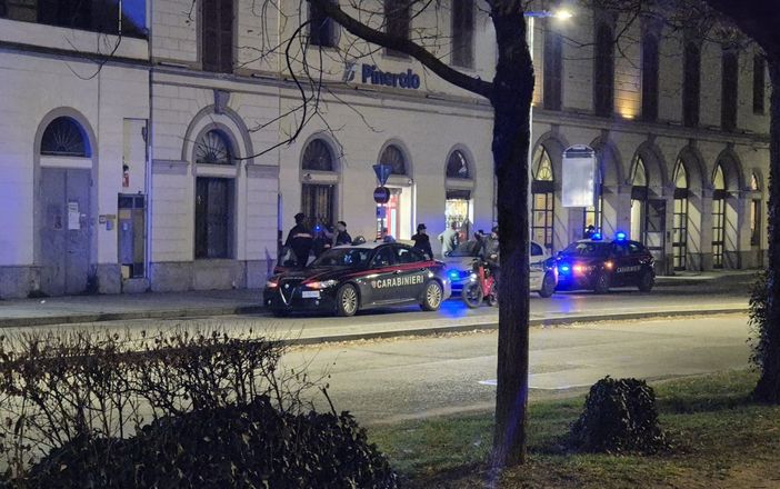 Aggressione con un taser vicino alla stazione di Pinerolo