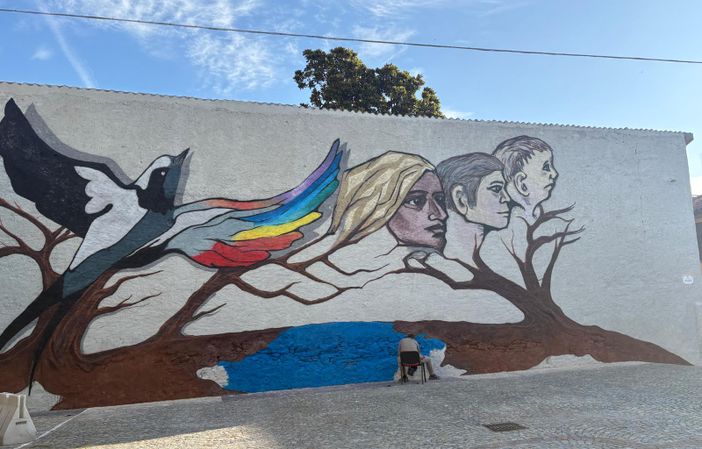 Il murale in fase di realizzazione