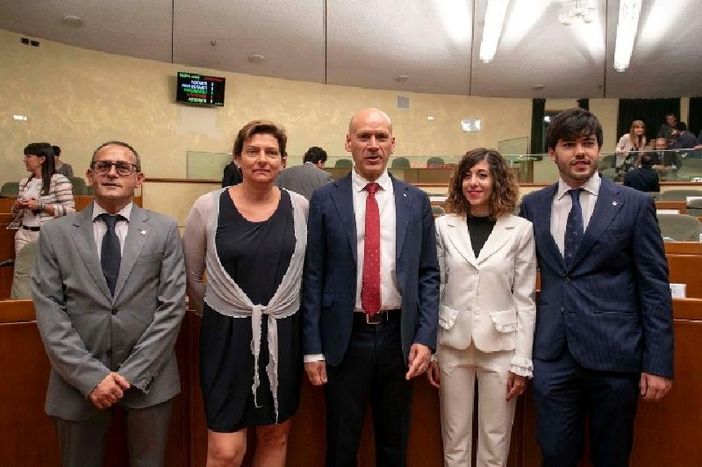 Consiglieri regionali in aula Consiglieri regionali in aula