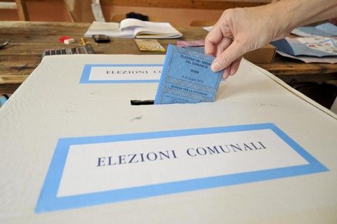 Milioni di italiani alle urne a ottobre: ci dite come gestirete le elezioni in tempo di pandemia? Milioni di italiani alle urne a ottobre: ci dite come gestirete le elezioni in tempo di pandemia?