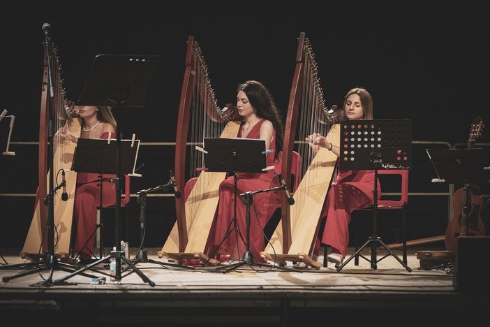 Dal 27 agosto al 1° settembre 2024 a Saluzzo avranno luogo il Concorso e il Festival Internazionale Suoni d’Arpa 2024 Dal 27 agosto al 1° settembre 2024 a Saluzzo avranno luogo il Concorso e il Festival Internazionale Suoni d’Arpa 2024