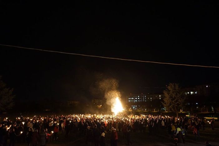 Il Falò della libertà brillerà domenica in piazza D’Armi a Pinerolo Il Falò della libertà brillerà domenica in piazza D’Armi a Pinerolo