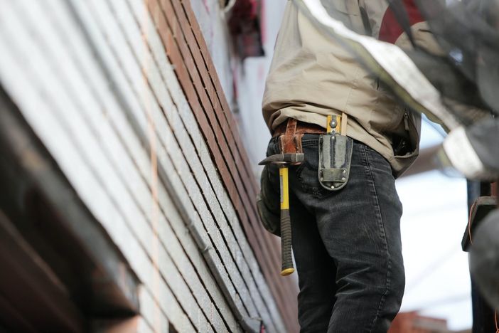Incidente sul lavoro a Pinerolo: “Si è sfiorata l’ennesima disgrazia”