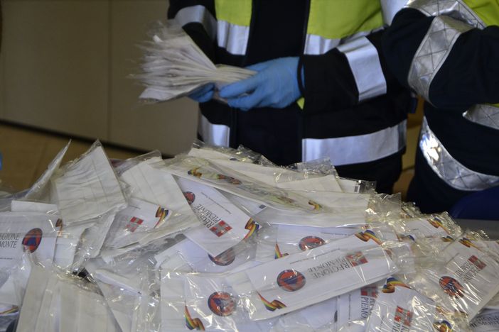Mascherine: oggi è partita la distribuzione a Pinerolo