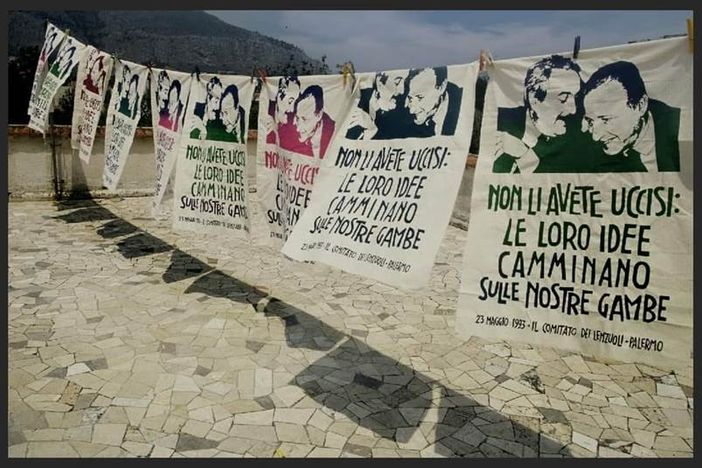 Lo spettacolo LESSICO DI UNA STRAGE, in scena al Teatro Perempruner di Grugliasco domenica 8 maggio