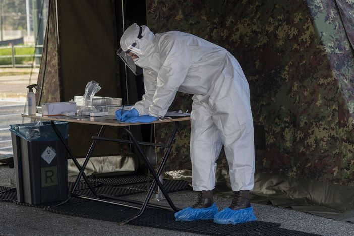 Vaccini, da domattina le prenotazioni per l'open day di sabato al Valentino Vaccini, da domattina le prenotazioni per l'open day di sabato al Valentino
