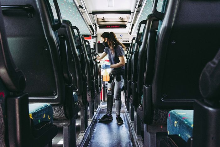 Treni, la Regione: "Non siamo in grado di garantire il distanziamento tra le persone" Treni, la Regione: "Non siamo in grado di garantire il distanziamento tra le persone"