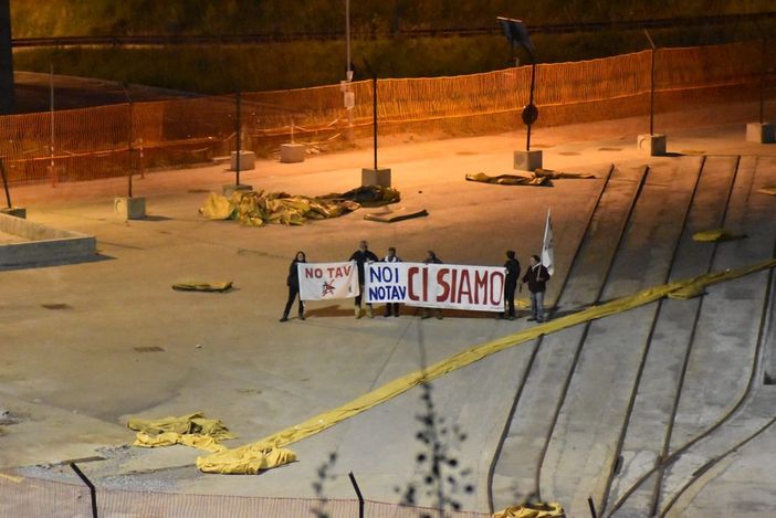 La Corte dei Conti europea boccia la Torino-Lione, i no Tav:"Procedere con cantierizzazione sarebbe follia"