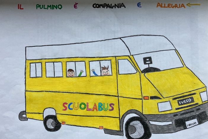 Il disegno dei bambini che rivogliono il pulmino Il disegno dei bambini che rivogliono il pulmino