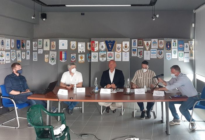 La Kastamonu rassicura: “Nessun inceneritore a Frossasco” La Kastamonu rassicura: “Nessun inceneritore a Frossasco”