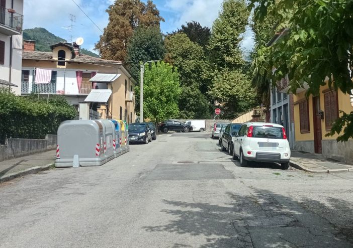 I cassonetti in viale Torino
