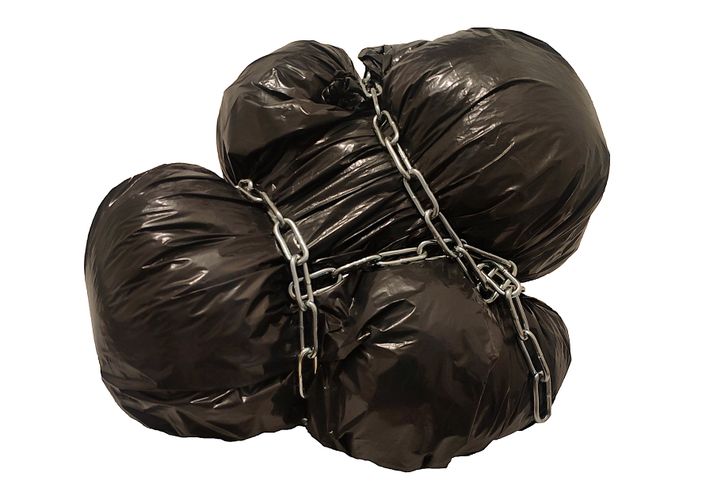 Mostra bi-personale nel cuore trecentesco di Pinerolo Mostra bi-personale nel cuore trecentesco di Pinerolo