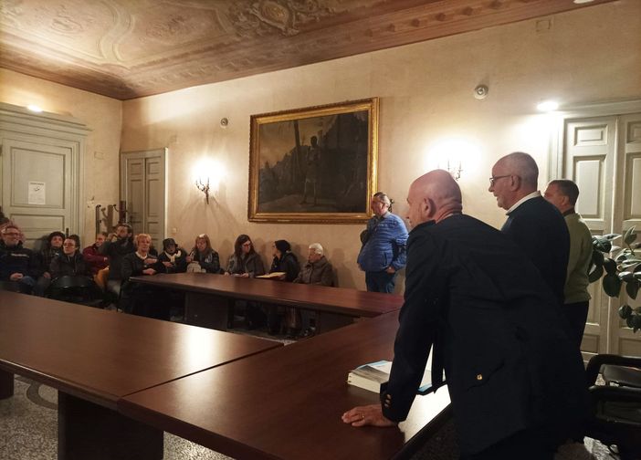 L’incontro in Comune a Luserna San Giovanni L’incontro in Comune a Luserna San Giovanni