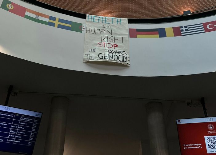 I futuri medici del San Luigi: "L'Università condanni genocidio in Palestina" I futuri medici del San Luigi: "L'Università condanni genocidio in Palestina"