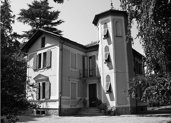 L'ex Villa Soullier su viale Dante, nel 1906 L'ex Villa Soullier su viale Dante, nel 1906
