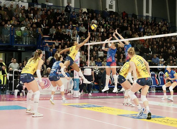 Lanier contro il muro di Sorokaite e Akrari (foto di Christian Bosio) Lanier contro il muro di Sorokaite e Akrari (foto di Christian Bosio)