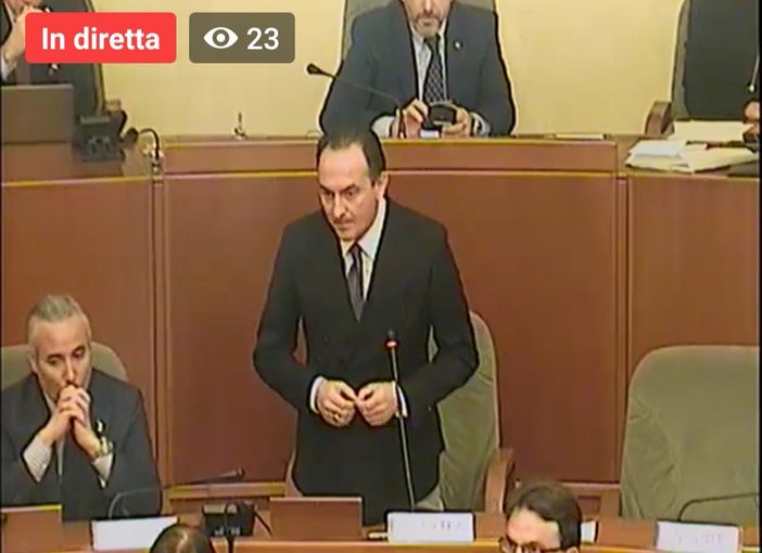 Cirio: "In sette mesi non si costruisce la Sanità, prendi quella che c'è. Anche in questo serve una Fase 2: lavoreremo sulla medicina di territorio" Cirio: "In sette mesi non si costruisce la Sanità, prendi quella che c'è. Anche in questo serve una Fase 2: lavoreremo sulla medicina di territorio"